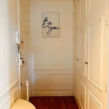 Apartment Cosy Avec Vue Tour Eiffel Paris